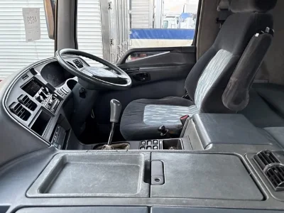 MITSUBISHI FUSO SUPER GREAT