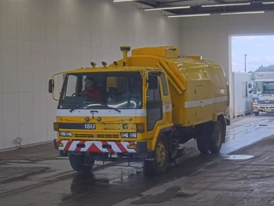 ISUZU FORWARD