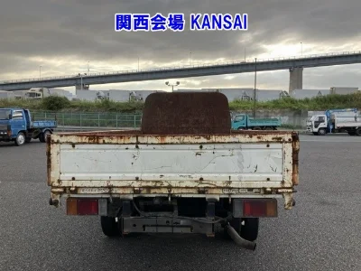 MITSUBISHI CANTER