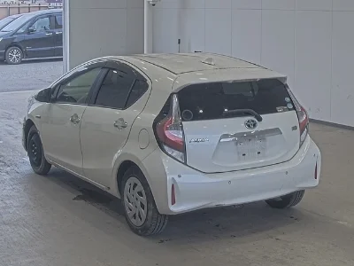Статистика аукционов Toyota Aqua