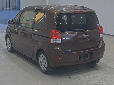 TOYOTA PORTE