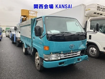 TOYOTA DYNA