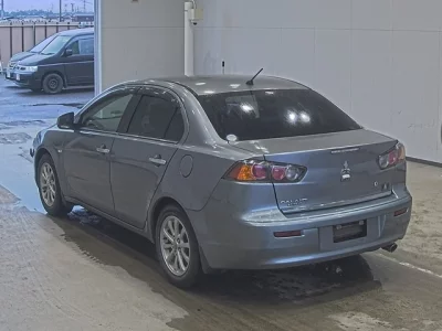 MITSUBISHI GALANT FORTIS