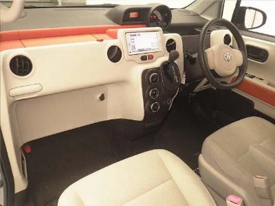 TOYOTA SPADE