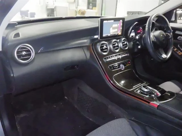 Mercedes-Benz C-Class  с аукциона в Японии