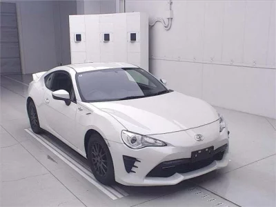 TOYOTA 86