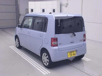 DAIHATSU MOVE CONTE