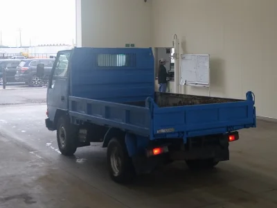 MITSUBISHI CANTER