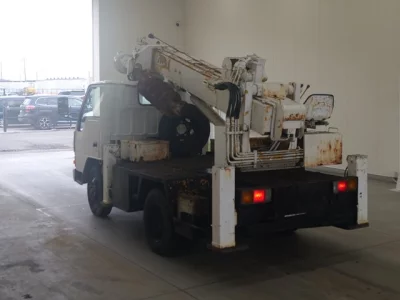 MITSUBISHI CANTER
