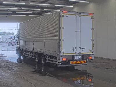 NISSAN DIESEL (UD) QUON