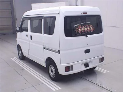NISSAN CLIPPER VAN