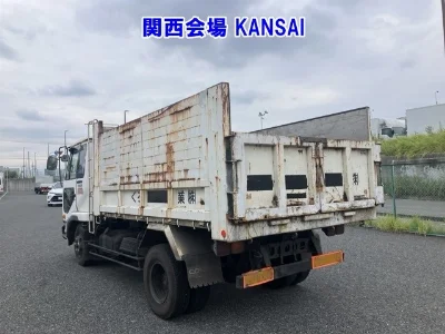 NISSAN UD