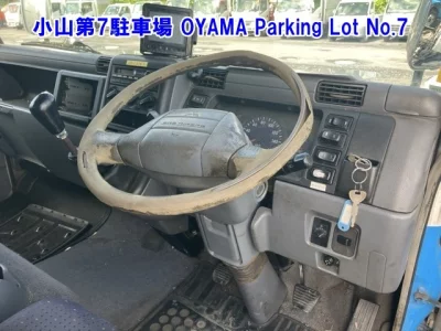 MITSUBISHI CANTER