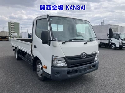 TOYOTA DYNA