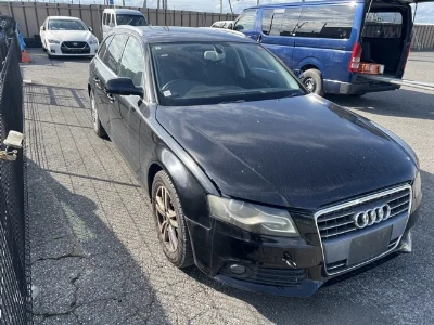 AUDI A4 AVANTE