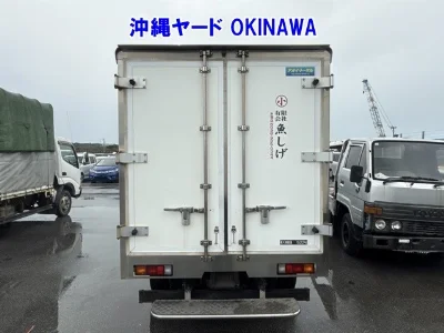 MITSUBISHI CANTER
