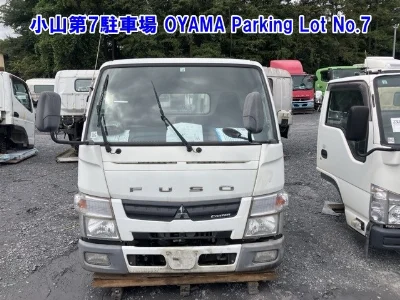MITSUBISHI CANTER