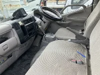 Цена авто Toyota Dyna с аукционов Японии, номер кузова XZU304, пробег 303 000, оценка 6
