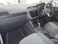 Цена авто Volkswagen Tiguan с аукционов Японии, номер кузова 5NDPC, пробег 17 000, оценка 6