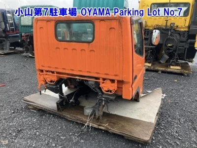MITSUBISHI CANTER