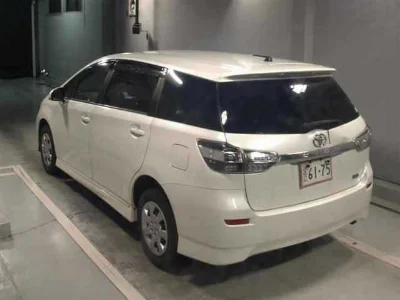 TOYOTA WISH