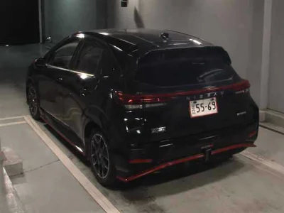 NISSAN AURA