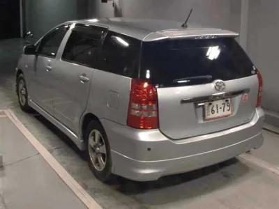 TOYOTA WISH