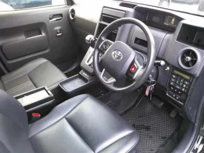 TOYOTA JPN TAXI