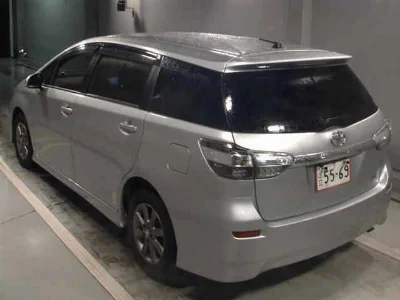 TOYOTA WISH