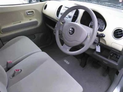 SUZUKI MRWAGON