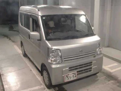 NISSAN CLIPPER VAN