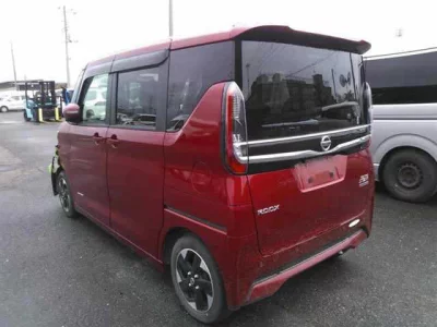 NISSAN ROOX