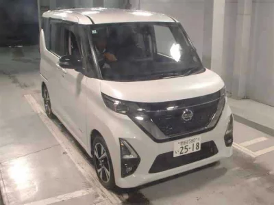 NISSAN ROOX