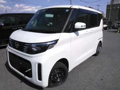 NISSAN ROOX