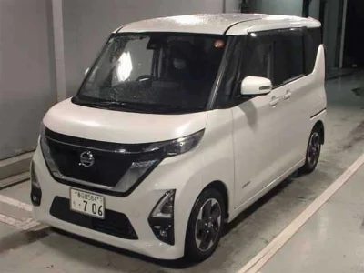 NISSAN ROOX