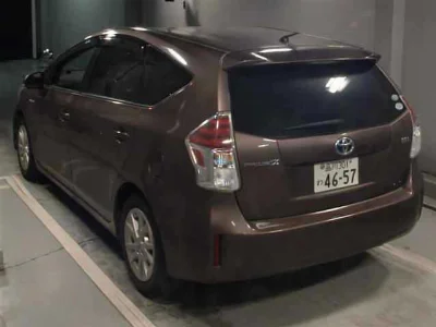 TOYOTA PRIUS ALPHA