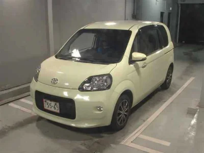 TOYOTA PORTE