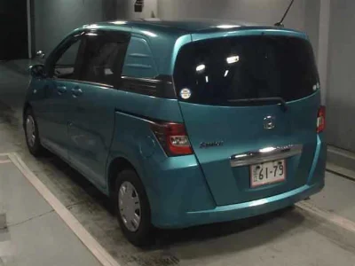 HONDA FREED SPIKE