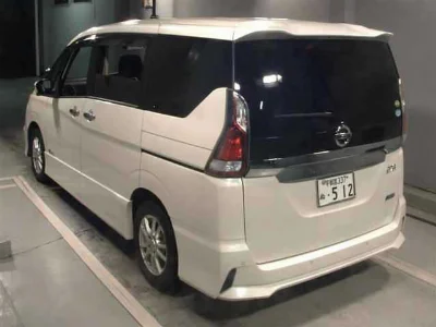 NISSAN SERENA