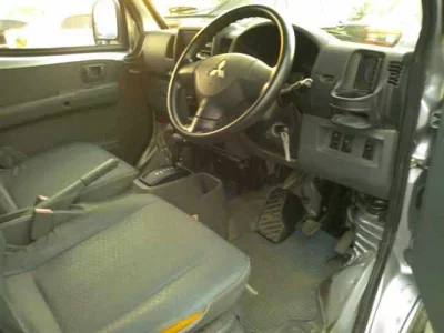 MITSUBISHI MINICAB
