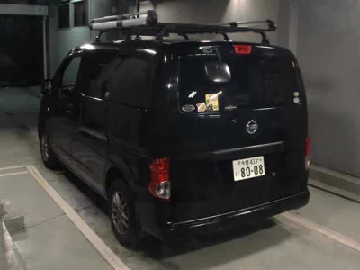 NISSAN NV200