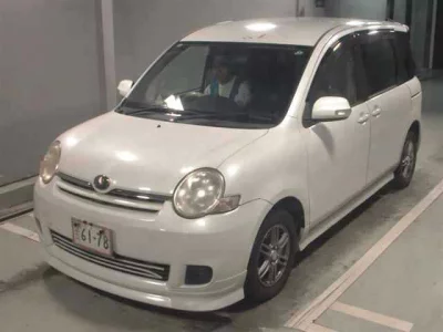 TOYOTA SIENTA