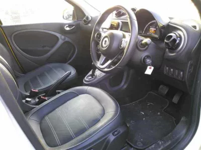SMART FOURFOUR