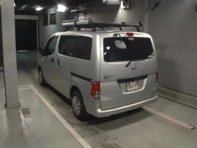 NISSAN NV200