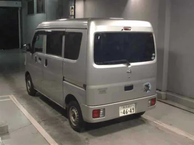 NISSAN CLIPPER VAN