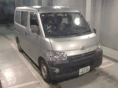TOYOTA TOWN ACE VAN