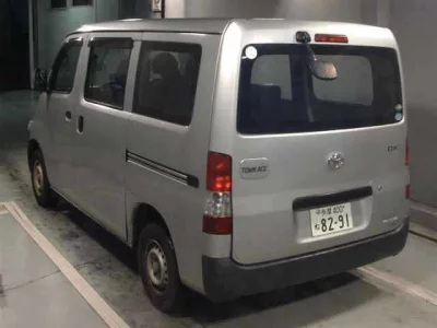 TOYOTA TOWN ACE VAN