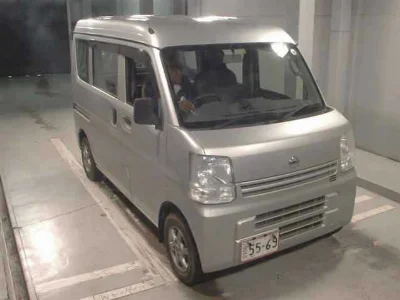 NISSAN CLIPPER VAN