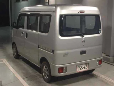 NISSAN CLIPPER VAN