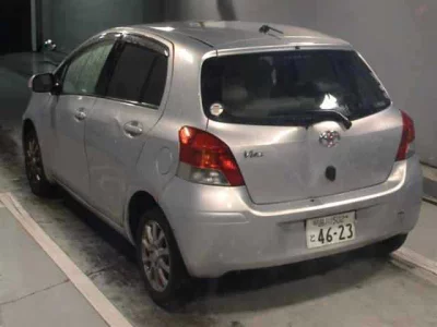 TOYOTA VITZ